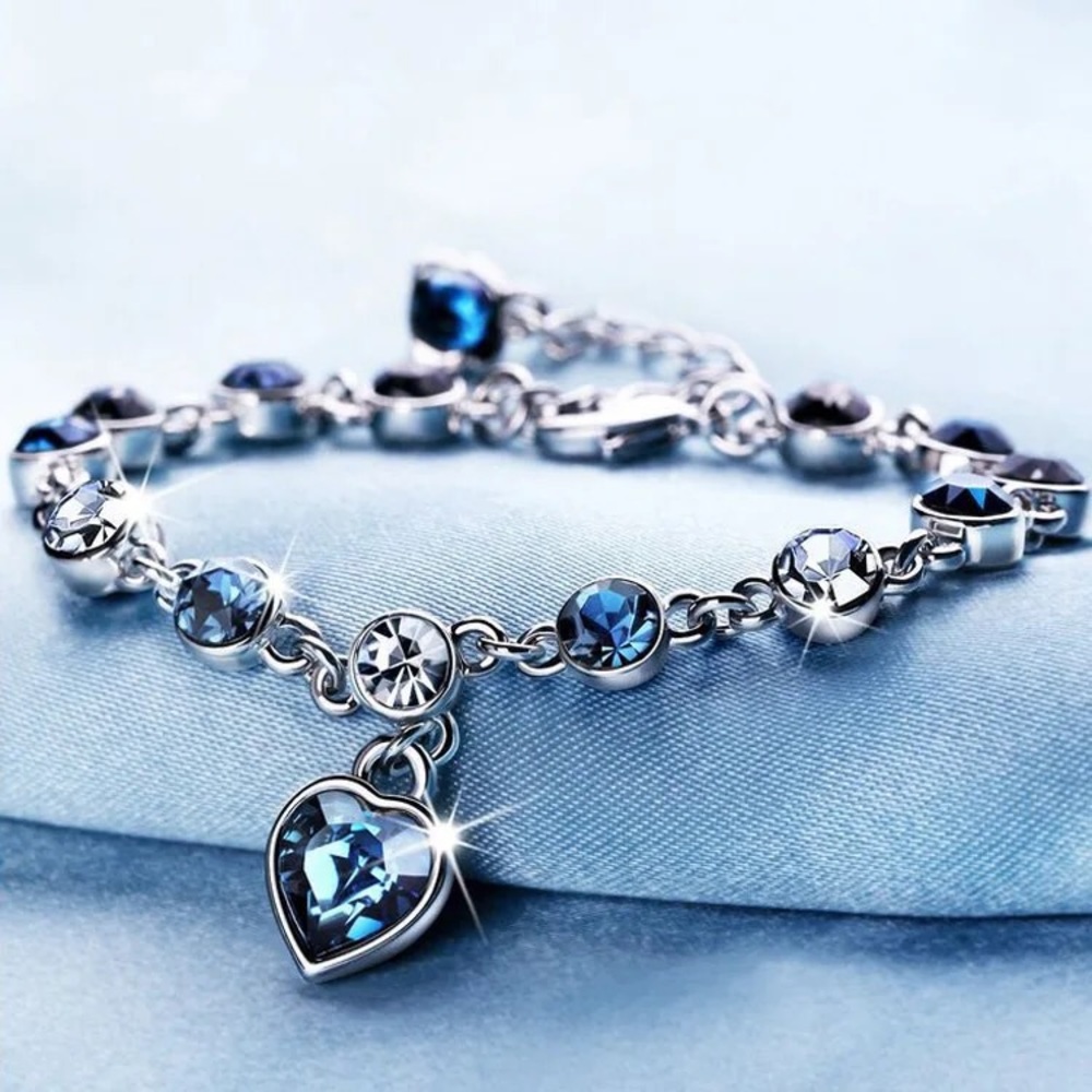 Exquisite 9Ct Round & Heart Cut Topaz Diamond Bracelet 14k White Gold Finish